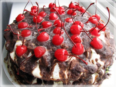 торт,день защитника отечества,тесто,торт «Вишня в шоколадной глазури»,слоеный цитрусово-фруктовый торт